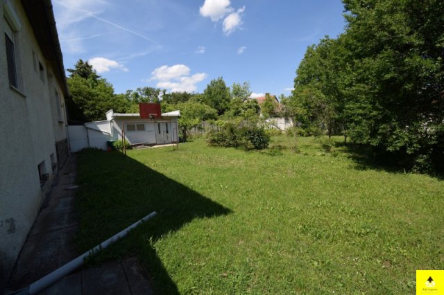 Eladó családi ház, Csepregen 59.5 M Ft, 4 szobás