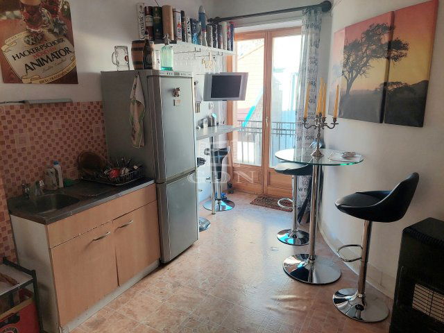 Eladó téglalakás, Budapesten, IX. kerületben, Angyal utcában