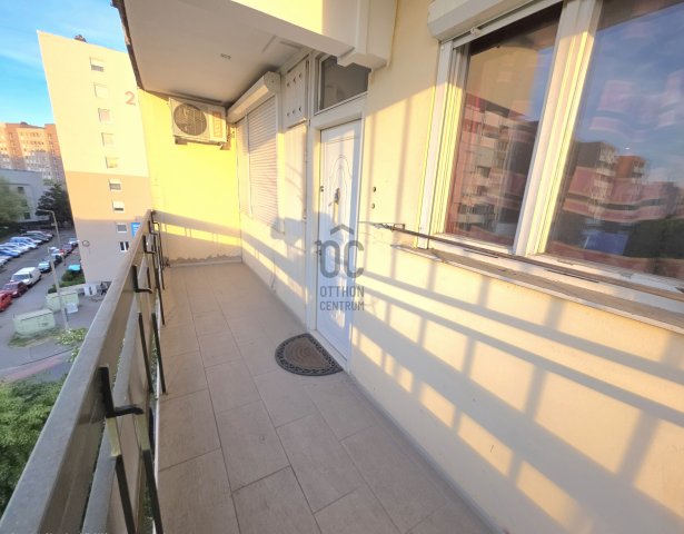 Eladó téglalakás, Budapesten, XX. kerületben 64.5 M Ft, 3 szobás
