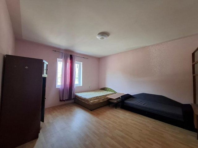 Eladó családi ház, Budapesten, X. kerületben 89.9 M Ft, 4 szobás