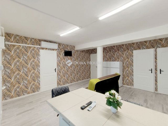 Kiadó családi ház, albérlet, Nagykőrösön 400 E Ft / hó