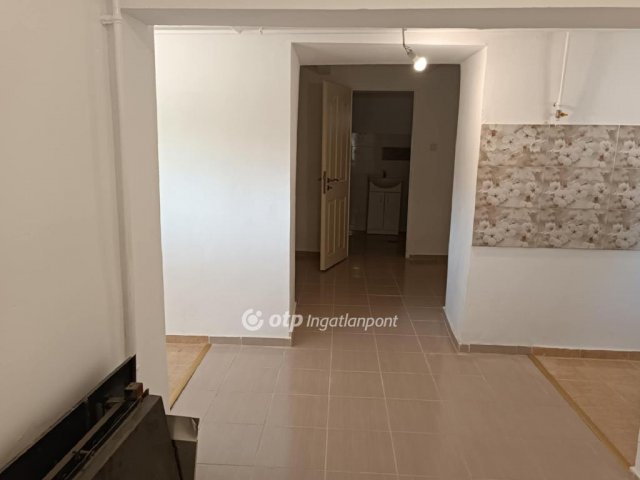 Eladó családi ház, Pándon 28.9 M Ft, 3+1 szobás