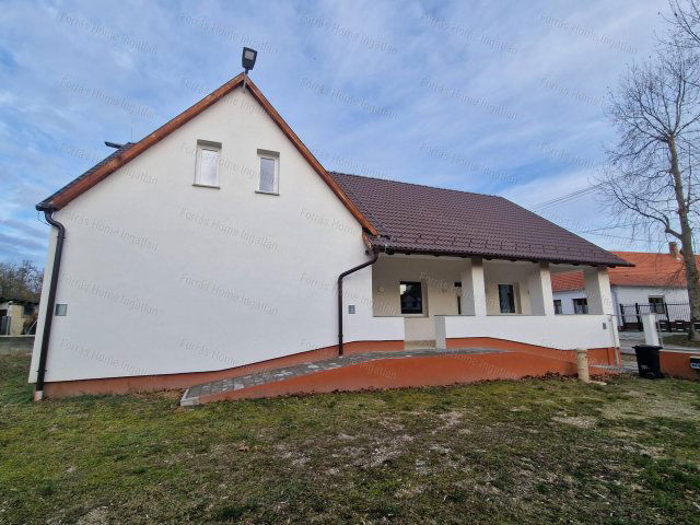 Kiadó téglalakás, albérlet, Szomódon 200 E Ft / hó, 2 szobás