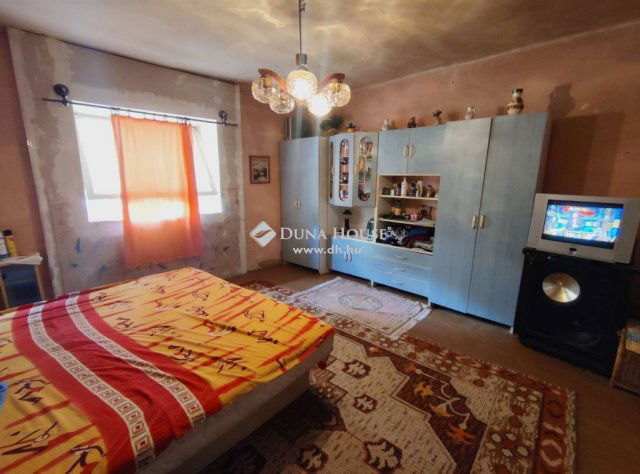 Eladó családi ház, Geresdlakon 4.9 M Ft, 3 szobás