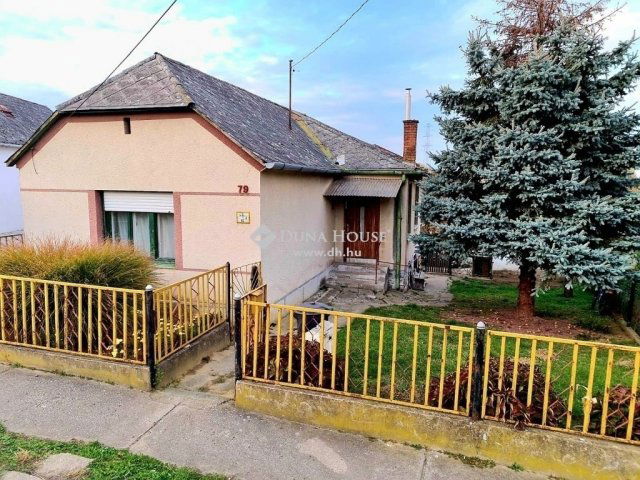 Eladó családi ház, Bogádon 19.9 M Ft, 3 szobás