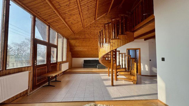 Eladó családi ház, Gárdonyban 87.9 M Ft, 6 szobás