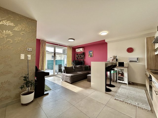 Eladó téglalakás, Vámosszabadin 64.9 M Ft, 2 szobás