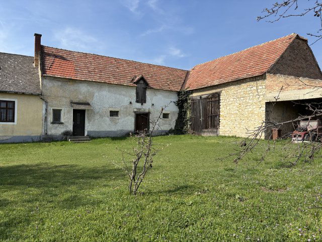 Eladó családi ház, Balatonfüreden 109 M Ft, 3 szobás