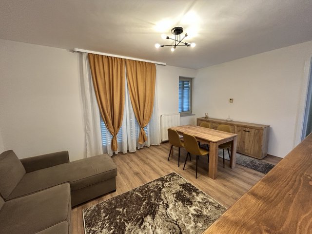 Kiadó téglalakás, albérlet, Pécsett, Mária utcában, 2 szobás