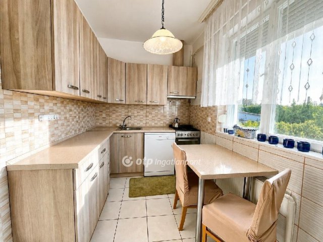 Eladó családi ház, Debrecenben 115 M Ft, 3 szobás