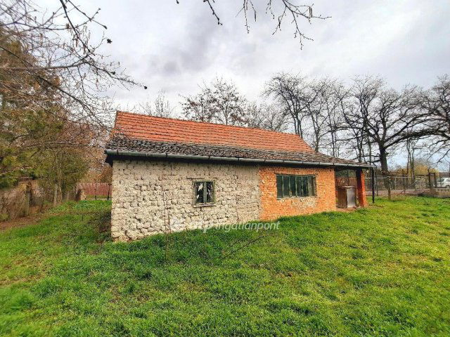 Eladó családi ház, Szolnokon 19.99 M Ft, 3 szobás