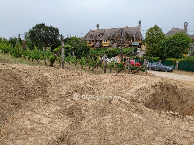 Eladó telek, Sukorón 149.9 M Ft / költözzbe.hu