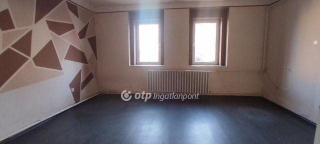 Eladó családi ház, Üllőn 64.89 M Ft, 4 szobás