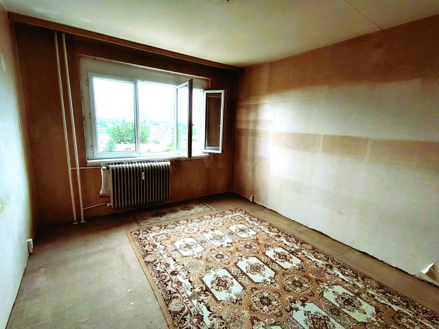 Eladó panellakás, Székesfehérvárott 44.9 M Ft, 2 szobás