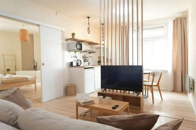 Eladó téglalakás, Budapesten, VI. kerületben, Dessewffy utcában