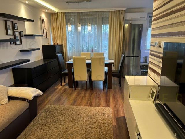 Eladó téglalakás, Szegeden, Hiúz utcában 64.9 M Ft, 1+1 szobás