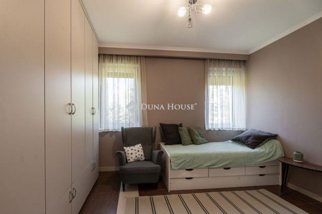 Eladó családi ház, Kecskeméten 185 M Ft, 7 szobás