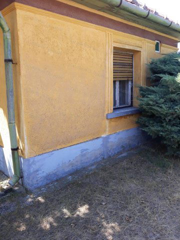 Eladó családi ház, Tápiószőlősön 15.9 M Ft, 2 szobás
