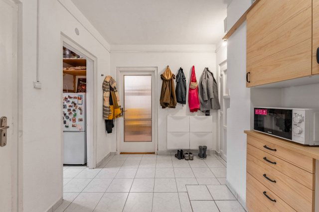 Eladó téglalakás, Budapesten, III. kerületben 65 M Ft