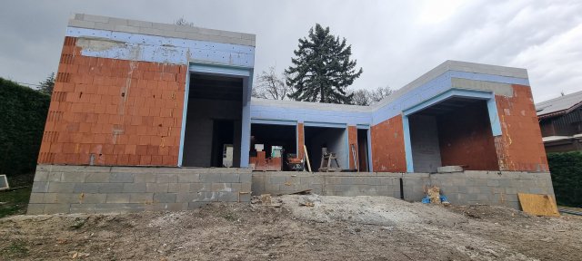 Eladó családi ház, Diósdon 210 M Ft, 4 szobás