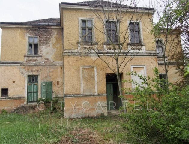 Eladó családi ház, Ostffyasszonyfán 50 M Ft, 10 szobás