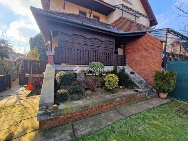 Eladó ikerház, Budapesten, XVIII. kerületben 124.9 M Ft, 4 szobás
