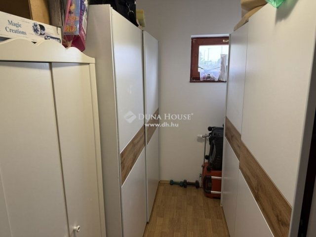 Eladó családi ház, Kozármislenyen 134.9 M Ft, 6 szobás