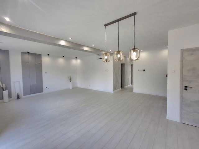 Eladó családi ház, Ebesen 92.9 M Ft, 4 szobás