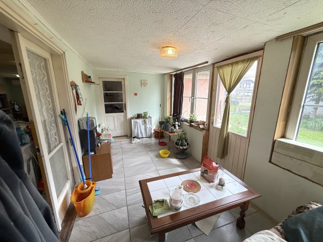 Eladó családi ház, Balatonszabadiban 39.9 M Ft, 2 szobás