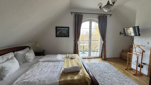 Eladó hotel, Egerben 279 M Ft / költözzbe.hu