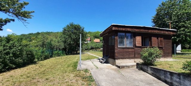 Eladó nyaraló, Verőcén 39 M Ft, 1 szobás / költözzbe.hu