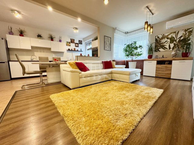 Eladó téglalakás, Budapesten, IV. kerületben 84.9 M Ft, 2 szobás