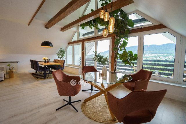Eladó családi ház, Budapesten, III. kerületben 299.25 M Ft