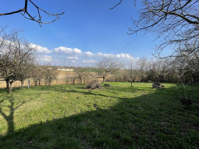 Eladó telek, Pécsett 6.5 M Ft / költözzbe.hu