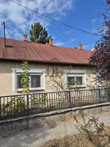 Eladó családi ház, Balatonszemesen 59.9 M Ft, 3 szobás