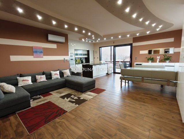 Eladó családi ház, Kőszegen 165 M Ft, 4+1 szobás