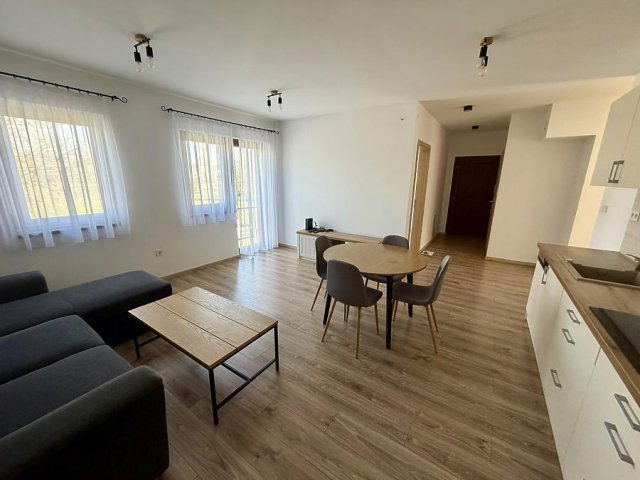 Kiadó téglalakás, albérlet, Vácon 300 E Ft / hó, 2+3 szobás