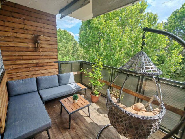 Eladó téglalakás, Nyíregyházán 76.999 M Ft, 3 szobás