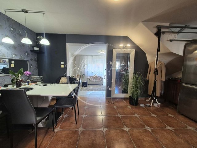 Eladó sorház, Kozármislenyen, Jácint utcában 100 M Ft, 3 szobás