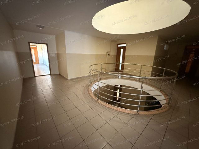 Eladó téglalakás, Dabason 111 M Ft, 3 szobás