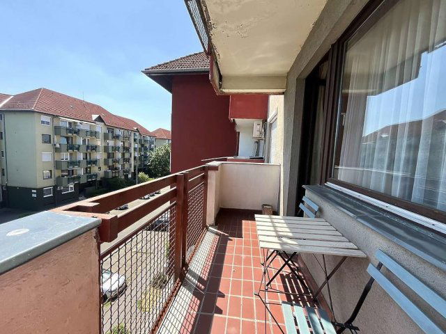 Eladó panellakás, Budapesten, XV. kerületben 61.9 M Ft, 2 szobás