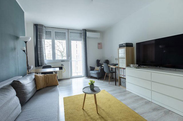 Eladó panellakás, Budapesten, XXI. kerületben 65.9 M Ft, 2 szobás