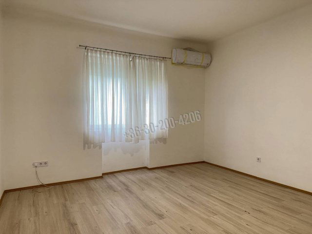 Eladó téglalakás, Mosonmagyaróváron 26.9 M Ft, 1 szobás