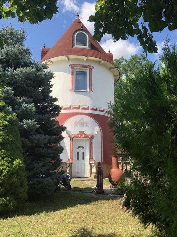 Eladó családi ház, Komáromban 88.9 M Ft, 3 szobás