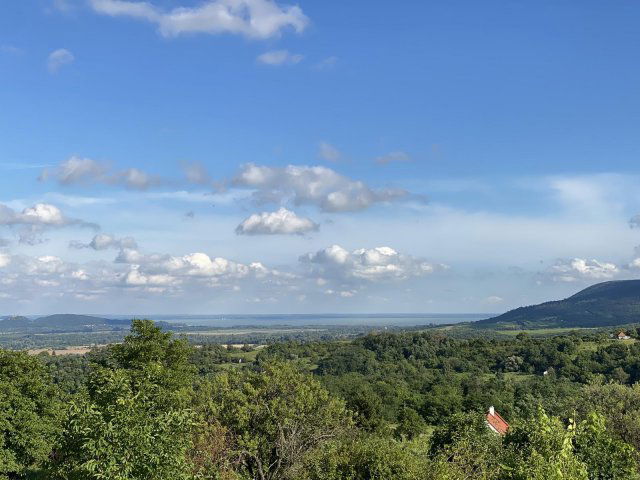 Eladó nyaraló, Lesenceistvándon 19.9 M Ft, 1 szobás