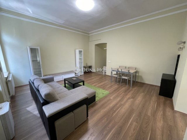 Eladó téglalakás, Budapesten, VII. kerületben 74 M Ft, 2 szobás