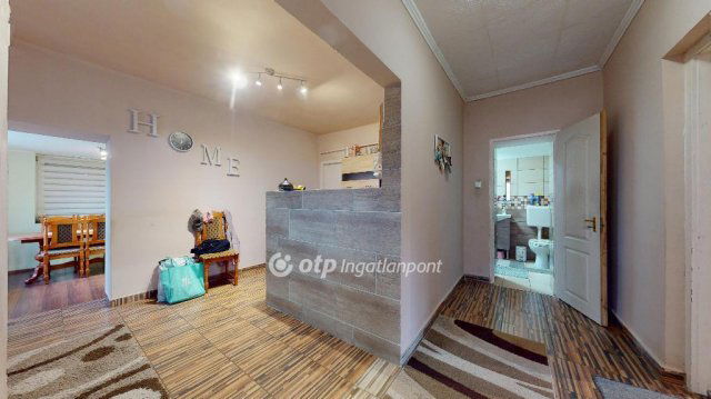 Eladó családi ház, Szikszón 37 M Ft, 2 szobás