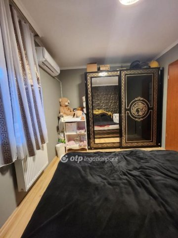 Eladó családi ház, Tökölön 93 M Ft, 4 szobás