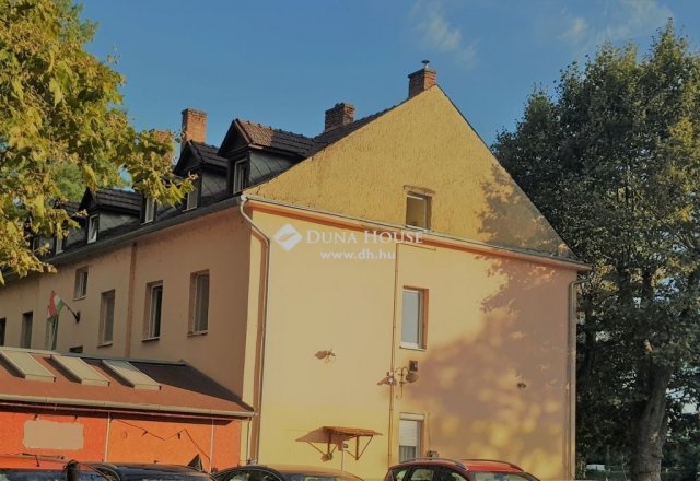 Eladó nyaraló, Siófokon 660 M Ft, 7 szobás