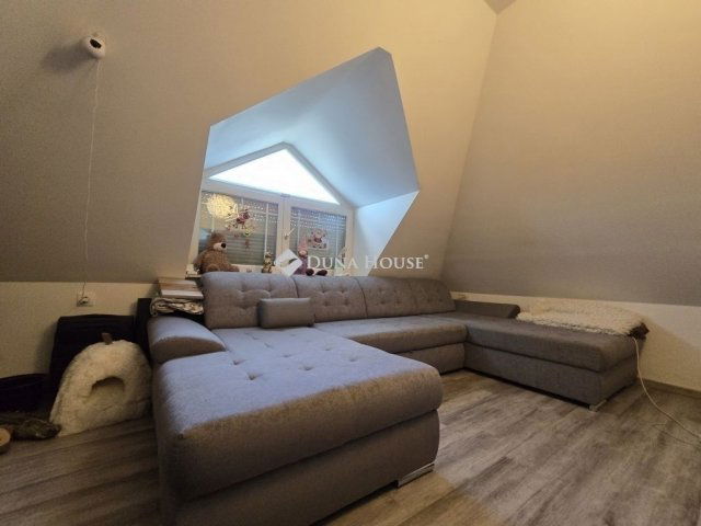 Eladó családi ház, Érden 75 M Ft, 4 szobás